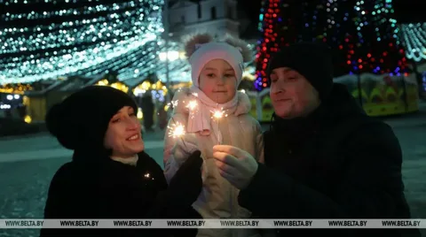 Теперь официально. Александр Лукашенко подписал указ №1 об объявлении Года белорусской женщины