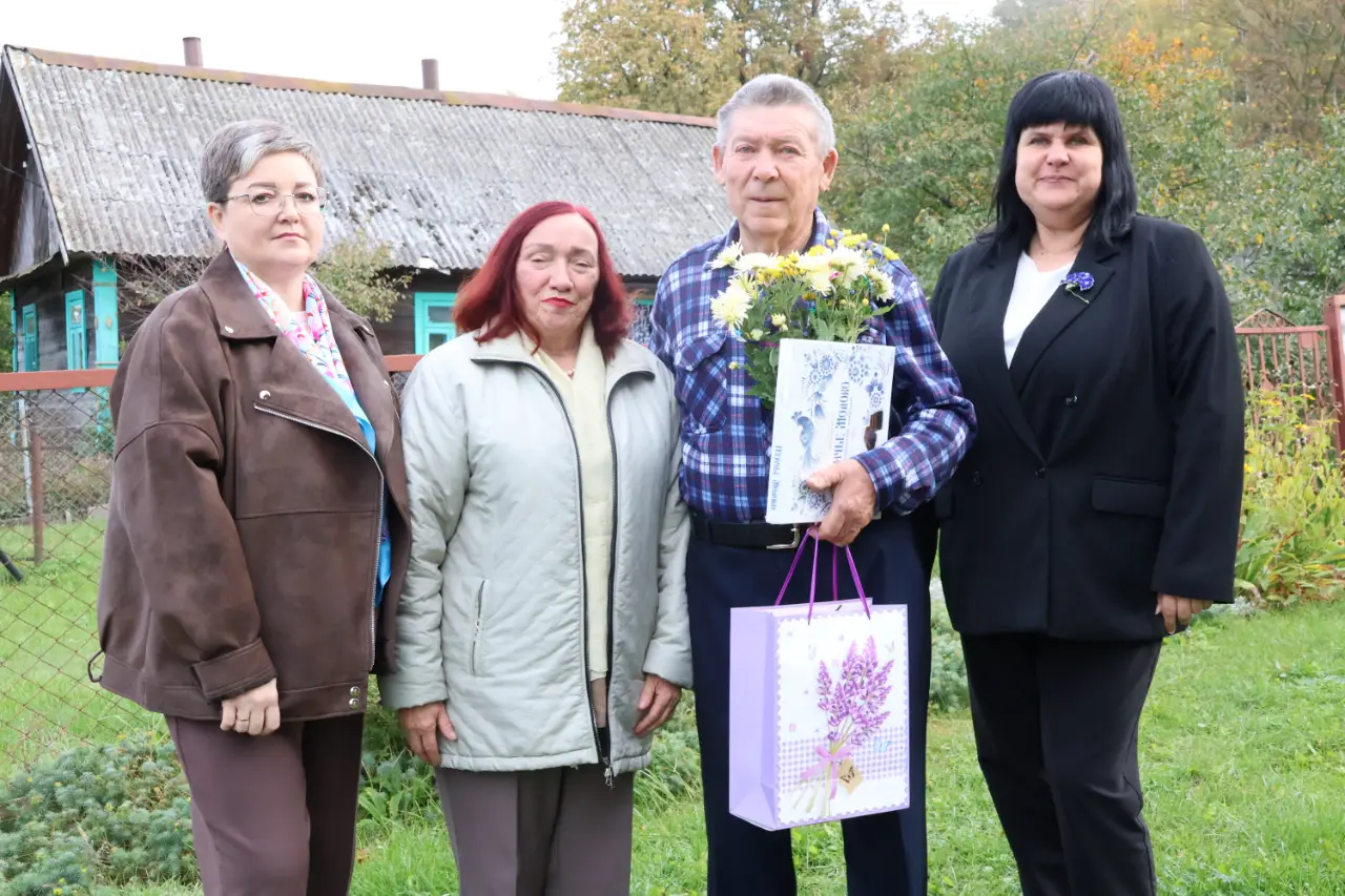 Акция-чествование в рамках декады «Золотой возраст» прошла на Берестовитчине