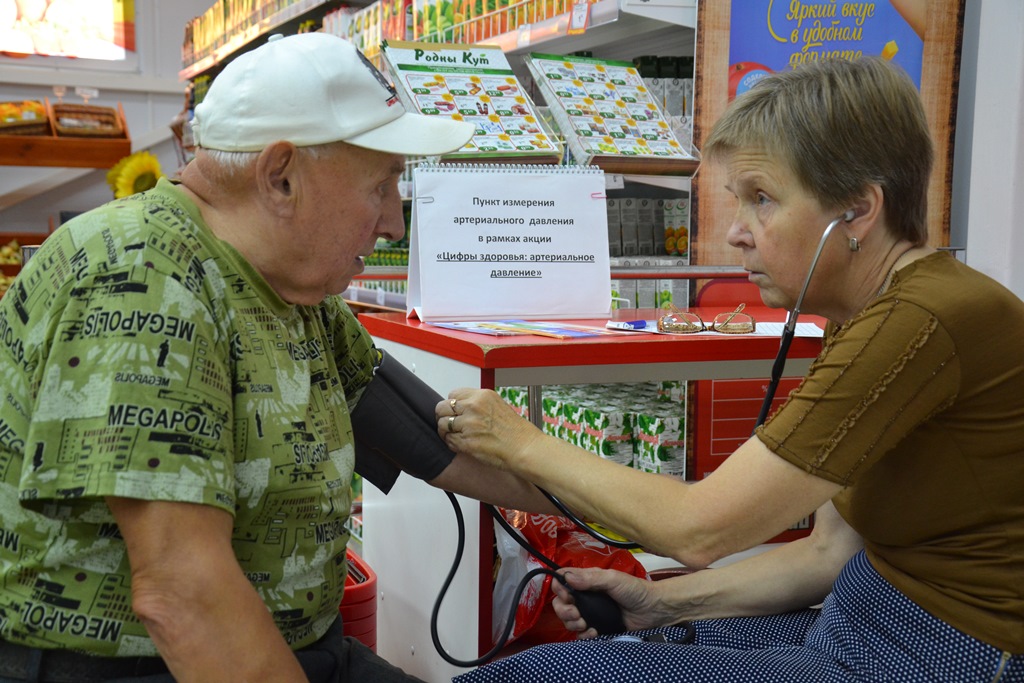 Цифры здоровья. В Берестовице измеряли артериальное давление