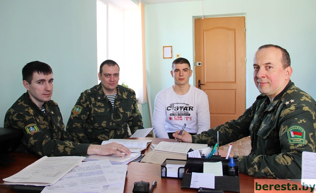 В Берестовице проходил отбор призывников для пограничной службы