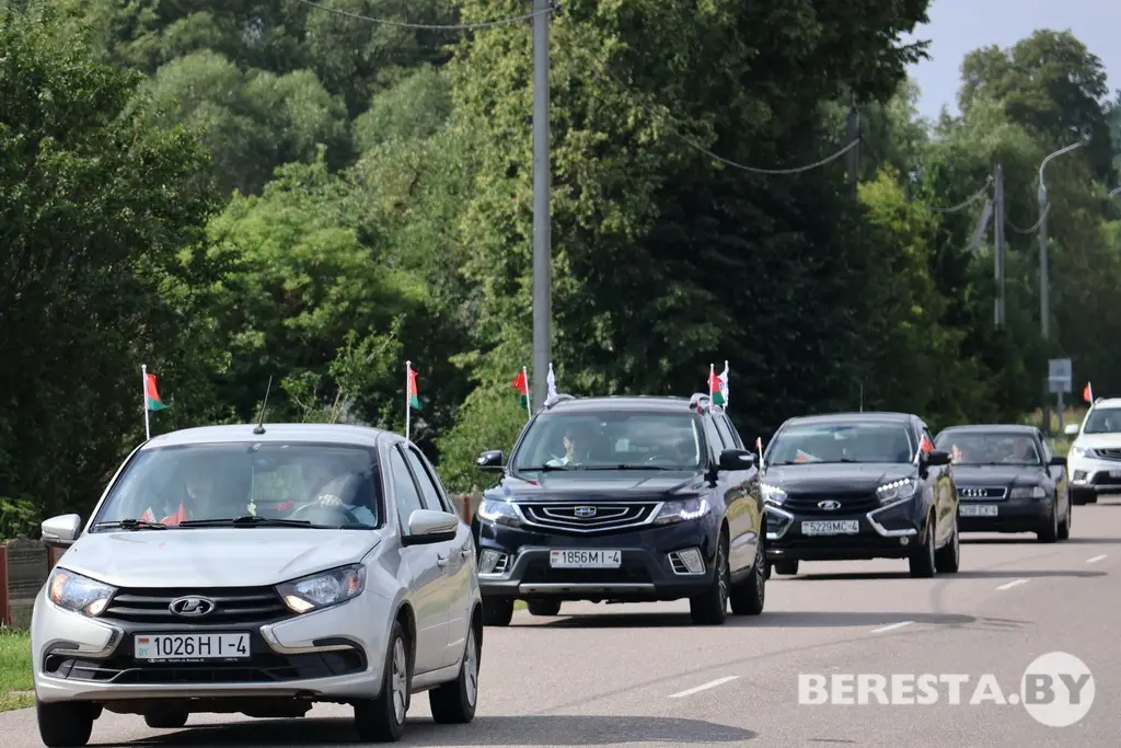 Патриотический автопробег «Мы этой памяти верны» состоялся на Берестовитчине