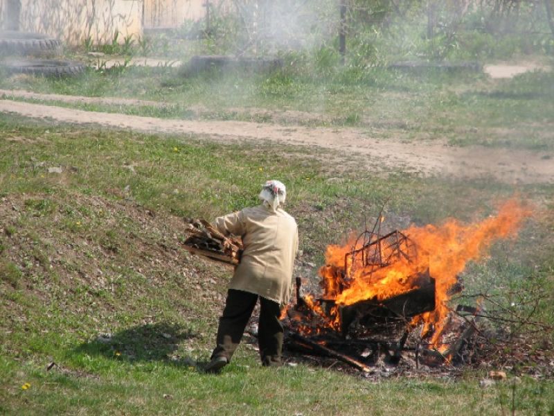 Сжигание мусора – причина   пожара и гибели людей!