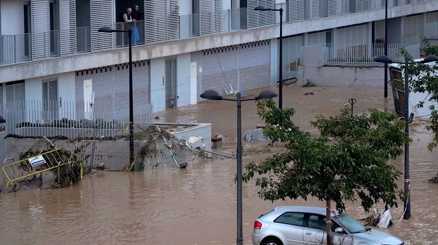 Наводнения в испанской Валенсии привели к гибели 51 человека