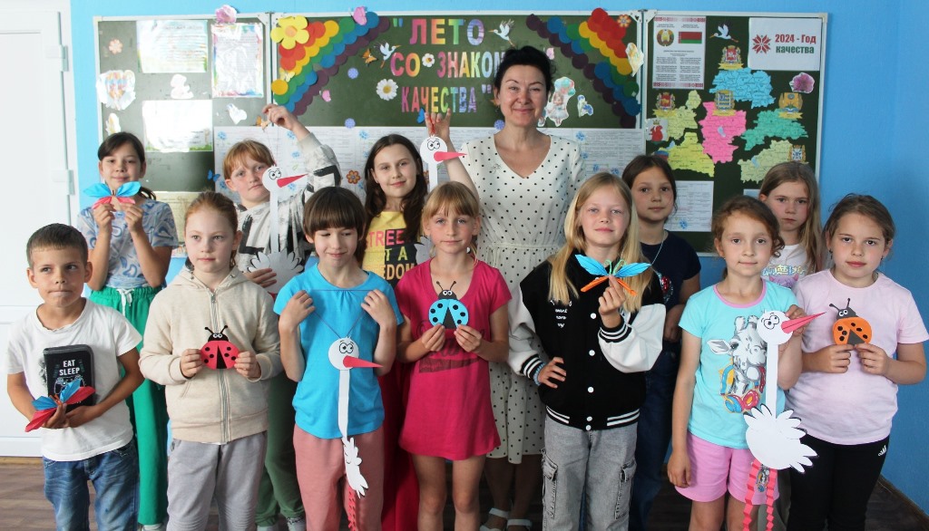 Мобильная лаборатория творчества « Цветик – семицветик» приглашает берестовицких школьников