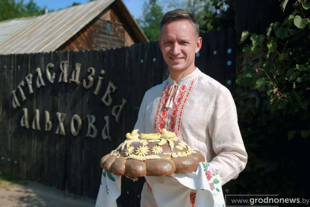 Там, где пахнет родным хлебом. Десять лет назад агроусадьба «Ольхово» распахнула свои двери для первого посетителя