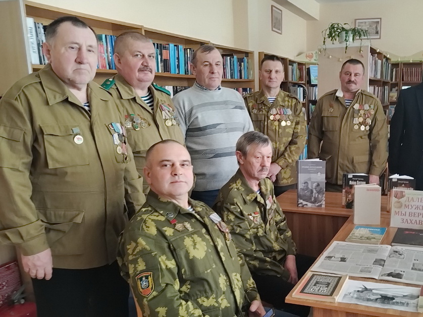 «Далекому мужеству верность храним». В Малоберестовицкой библиотеке состоялась выставка-реквием
