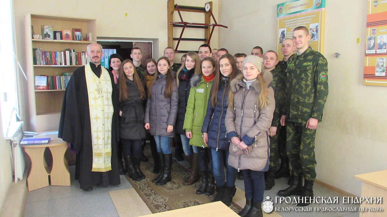 Православные священнослужители Берестовицкого района  поздравили с Рождеством своих прихожан