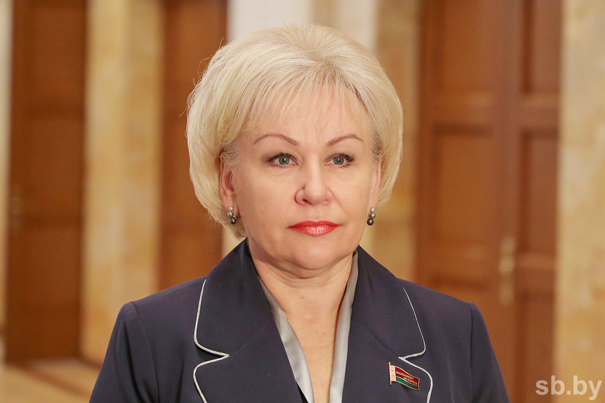 С 2033 года белорусам уже не нужно будет собирать бумажные справки для назначения пенсии 