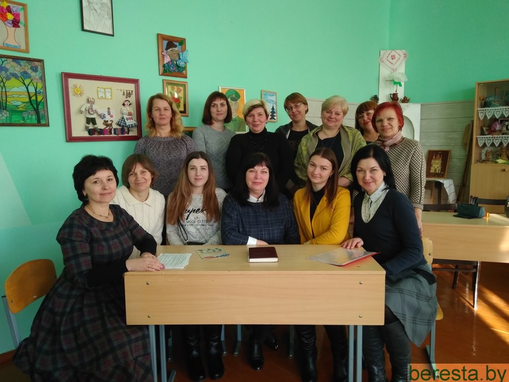 Творческая группа педагогов дополнительного образования создана в Берестовицком центре творчества детей и молодежи