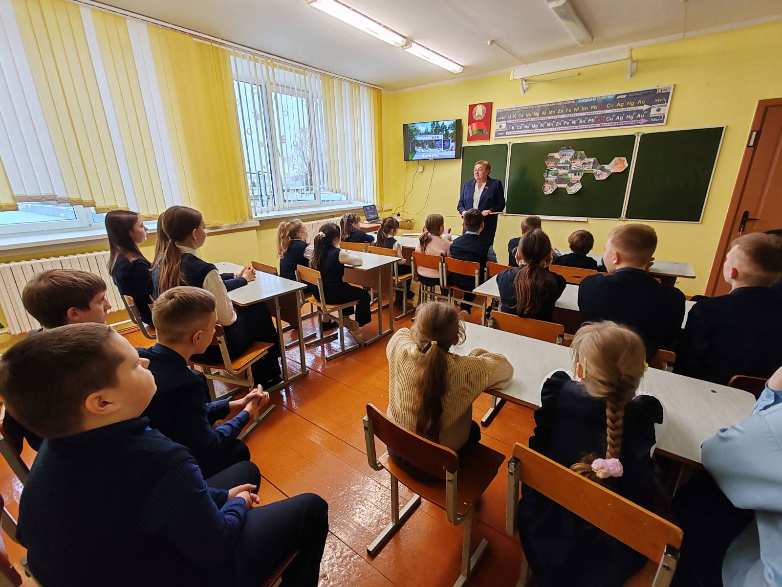 Единый урок памяти «Ола – сестра Хатыни» прошел в Стародворецкой базовой школе