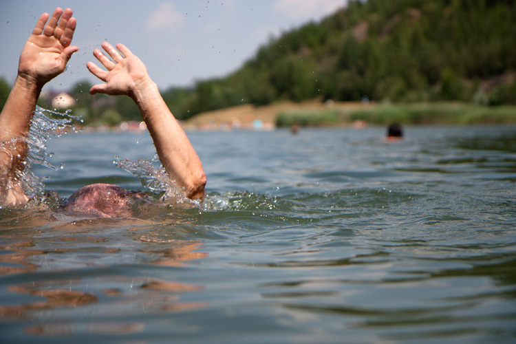 Вода ошибок не прощает