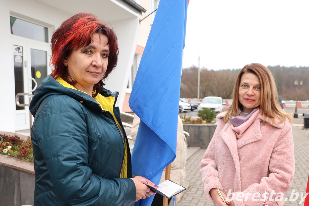 Пикет по сбору подписей в поддержку потенциальных кандидатов в Президенты прошел в агрогородке Малая Берестовица