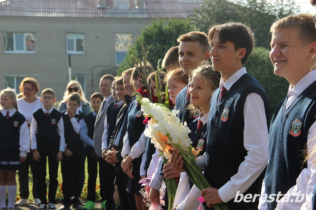 <strong>День знаний прошёл в Конюховской средней школе</strong>