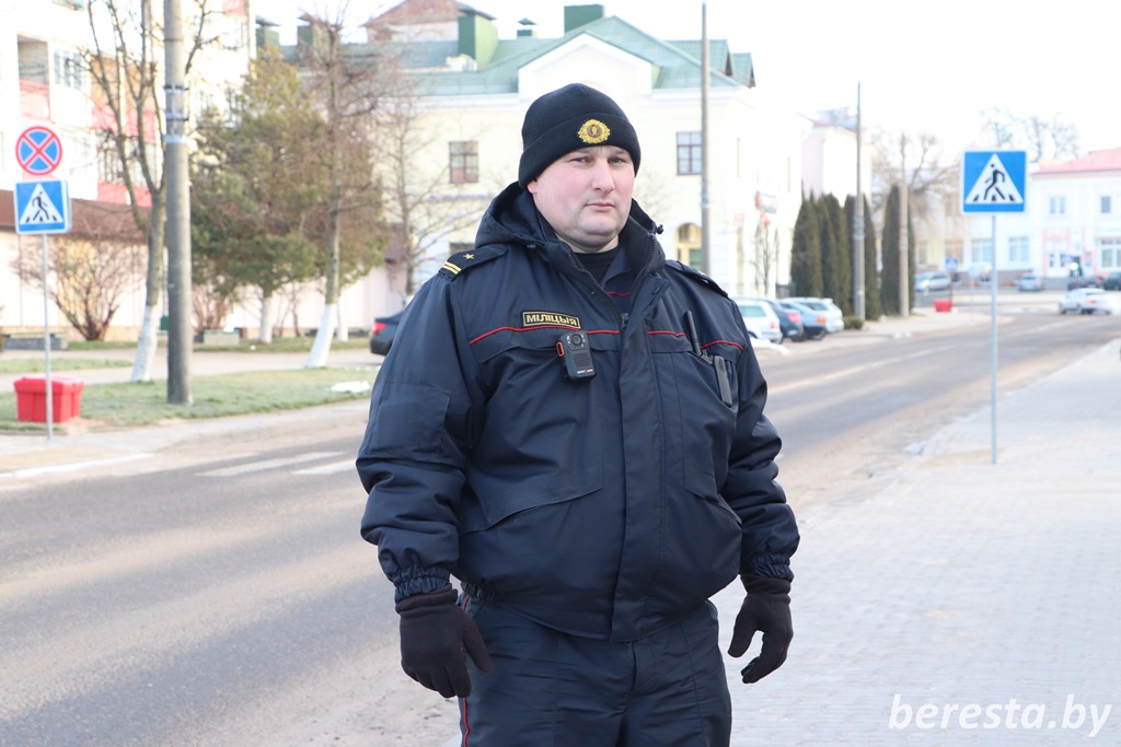 Вопрос участковому. Как не стать жертвой преступления в общественных местах