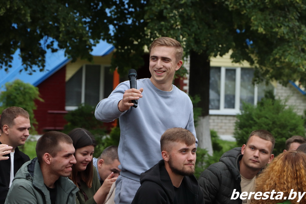 «Мечтай! Твори! Действуй!». Торжественное открытие Недели молодежи состоялось на Берестовитчине
