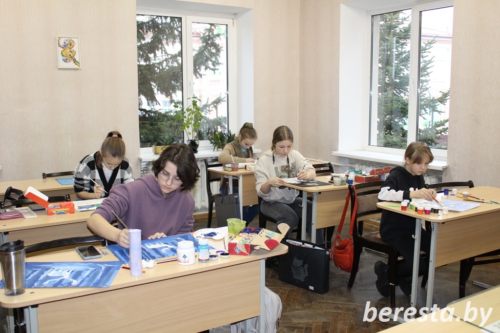 Конкурс «Юные таланты». В Берестовицкой детской школе искусств художники состязались в творчестве