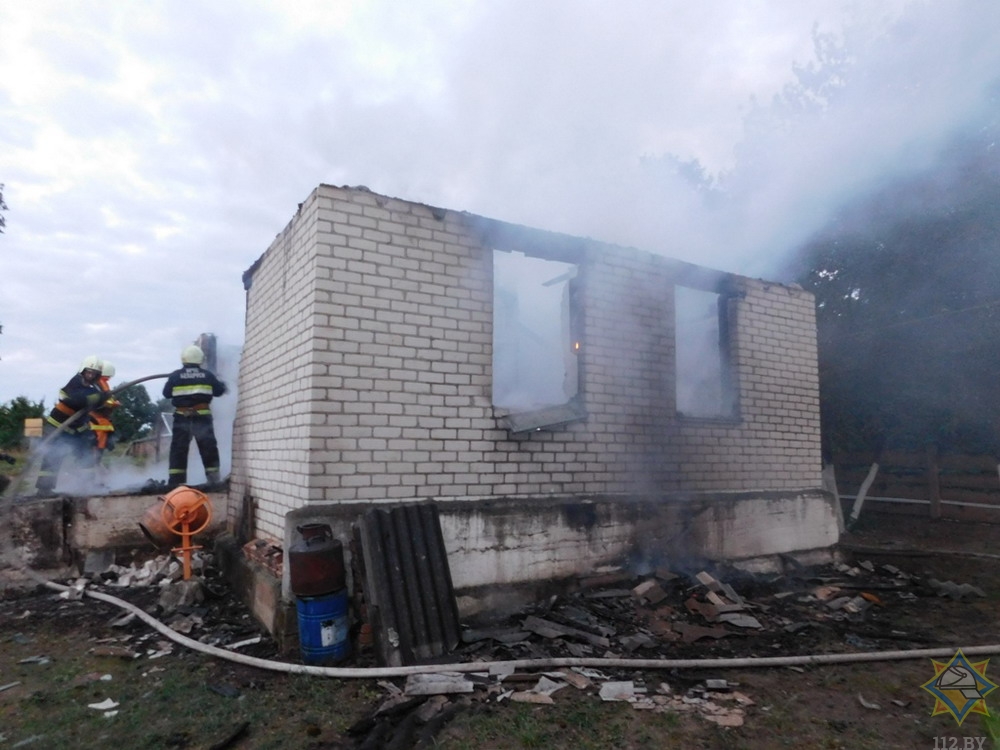 В Берестовицком районе пожар унес жизни двух человек