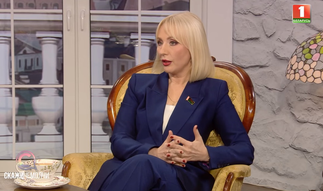 Сенатор, начальник филиала «Банка развития» в г. Гродно Елена Стальбовская в программе «Скажинемолчи» на «Беларусь 1»