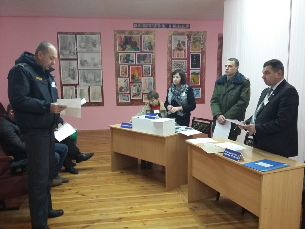 В Берестовицком районе прошли показательные занятия по воинскому учету