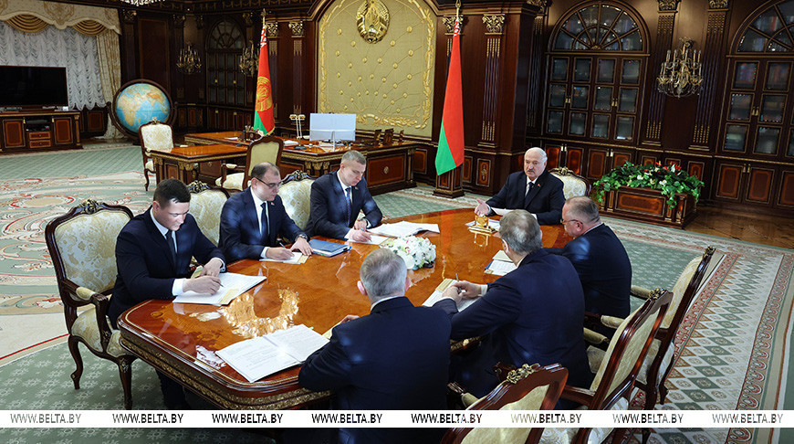"Механизм один - платить за результат". Александр Лукашенко о подходах к совершенствованию научной деятельности
