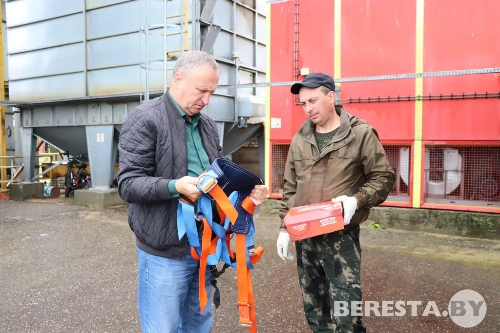 Мониторинг безопасности труда во время уборочной кампании идет на Берестовитчине