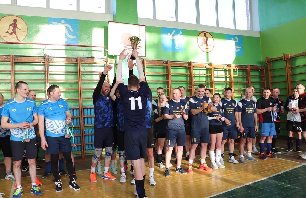 Праздник спорта и командного единства! Определены  победители открытого первенства Берестовицкого района по волейболу