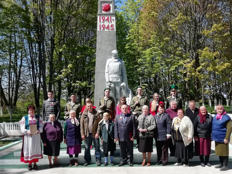 Гавораць сведкі вайны. У Бераставіцкім раёне прайшоў Дзень памяці