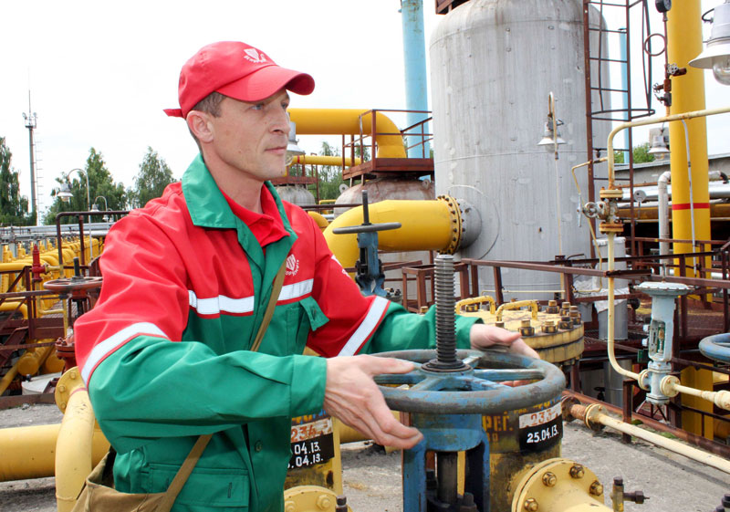 4 сентября - День работников нефтяной, газовой и топливной промышленности