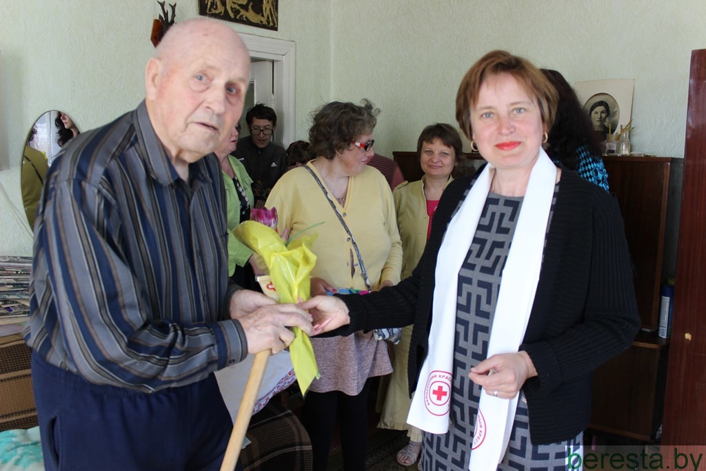 «Мы живем и помним»