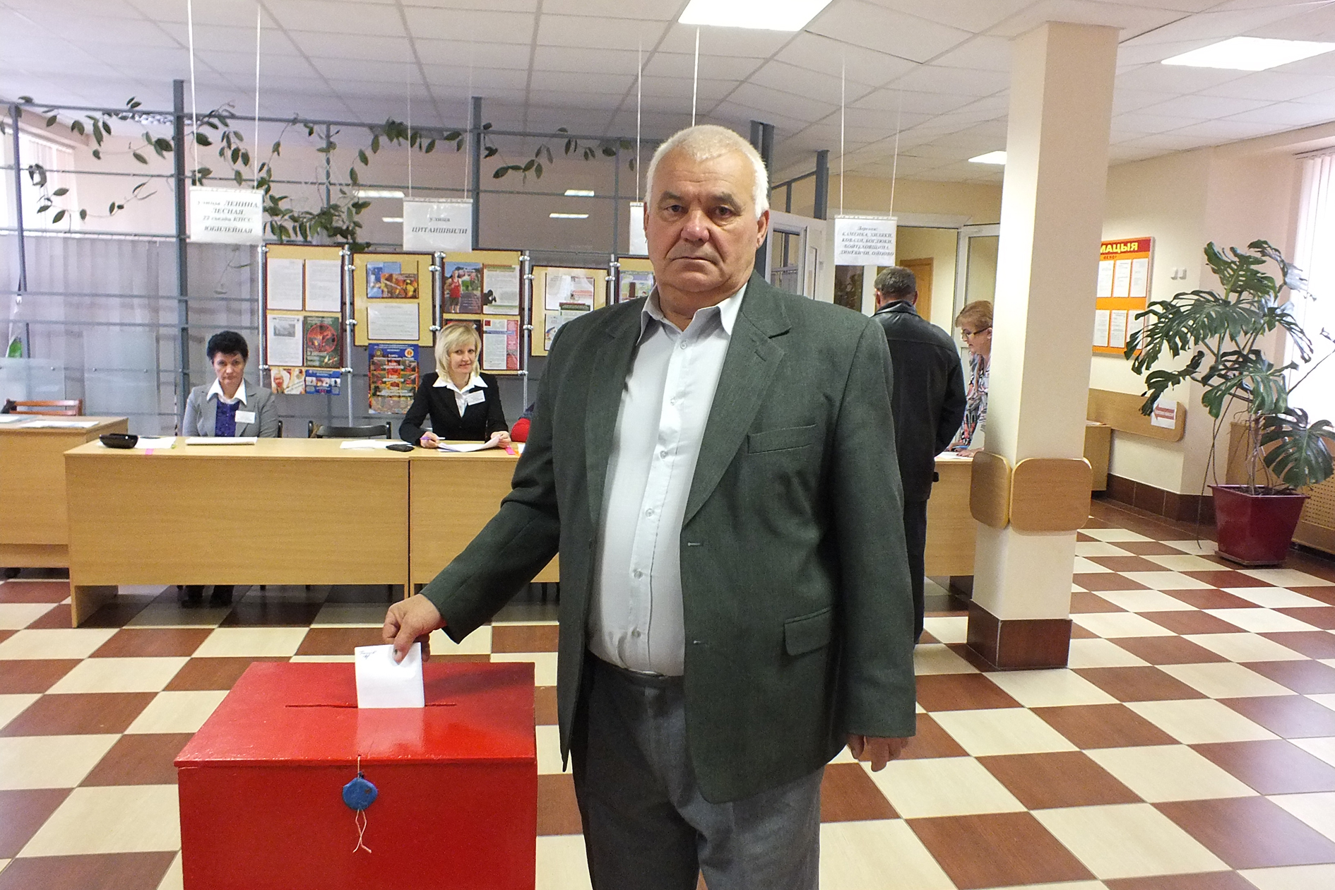 Анатолий Коханов избран депутатом Палаты представителей Национального собрания Республики Беларусь по Мостовскому избирательному округу №56