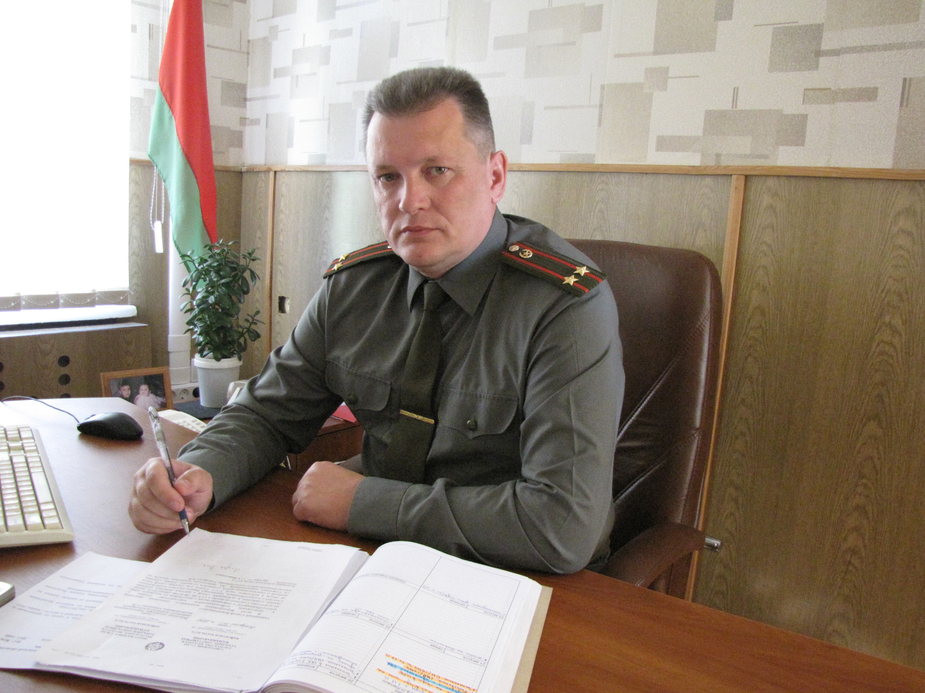 О службе в армии   и не только: с прямой линии районного военного комиссара Сергея Гишмана