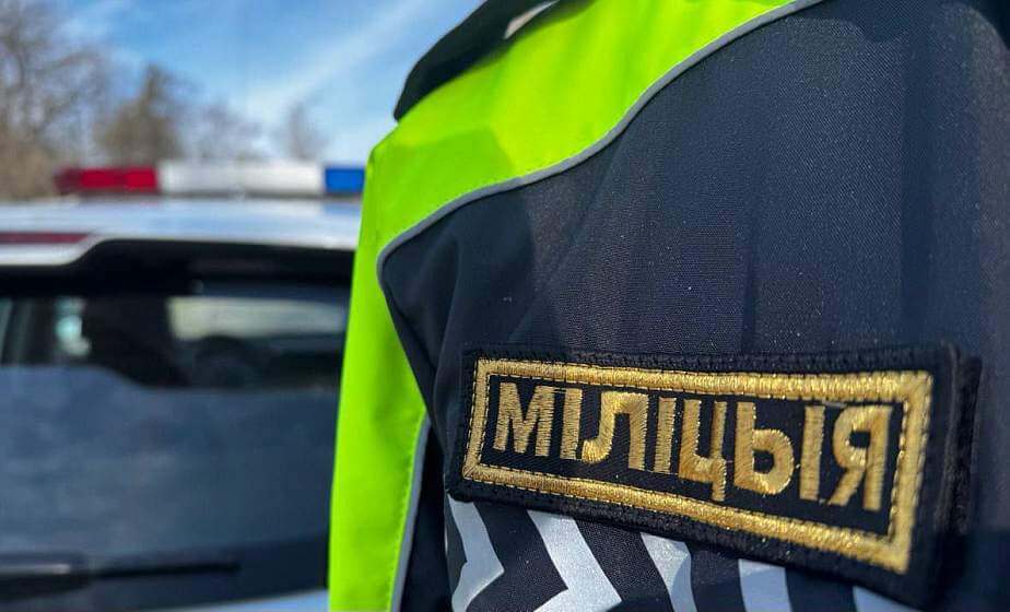 ГАИ рекомендует водителям не торопиться с заменой шин на летние