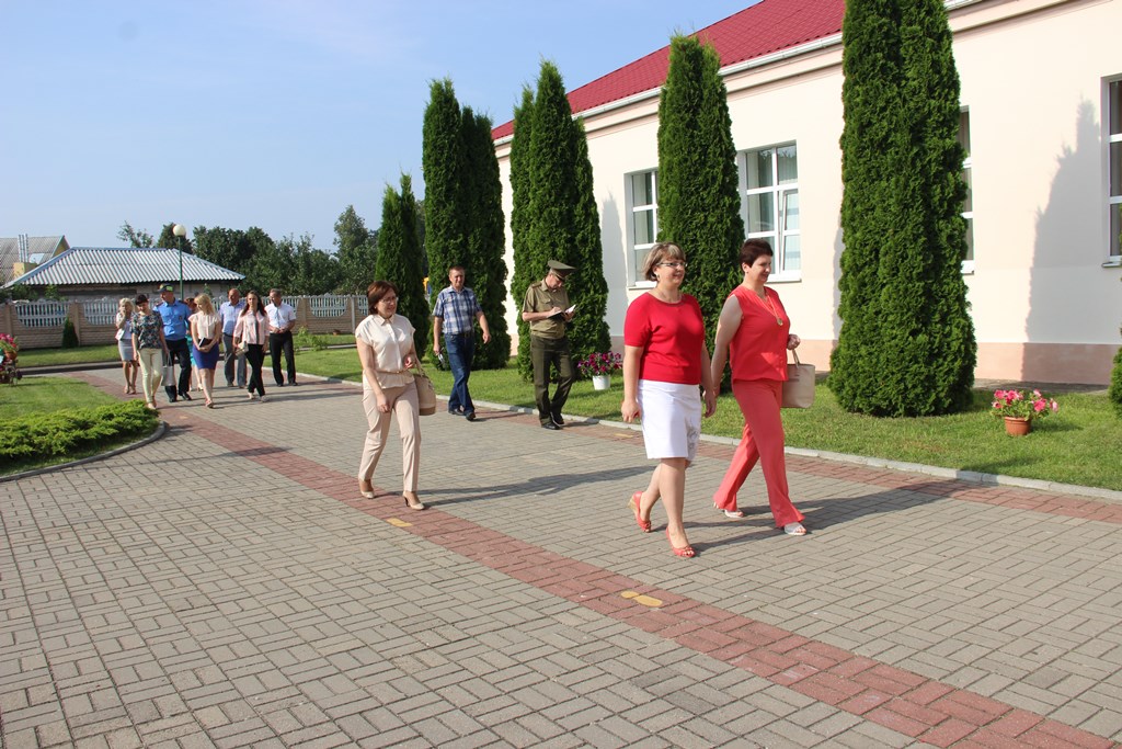 В Берестовицком районе прошел смотр готовности учреждений образования к новому учебному году
