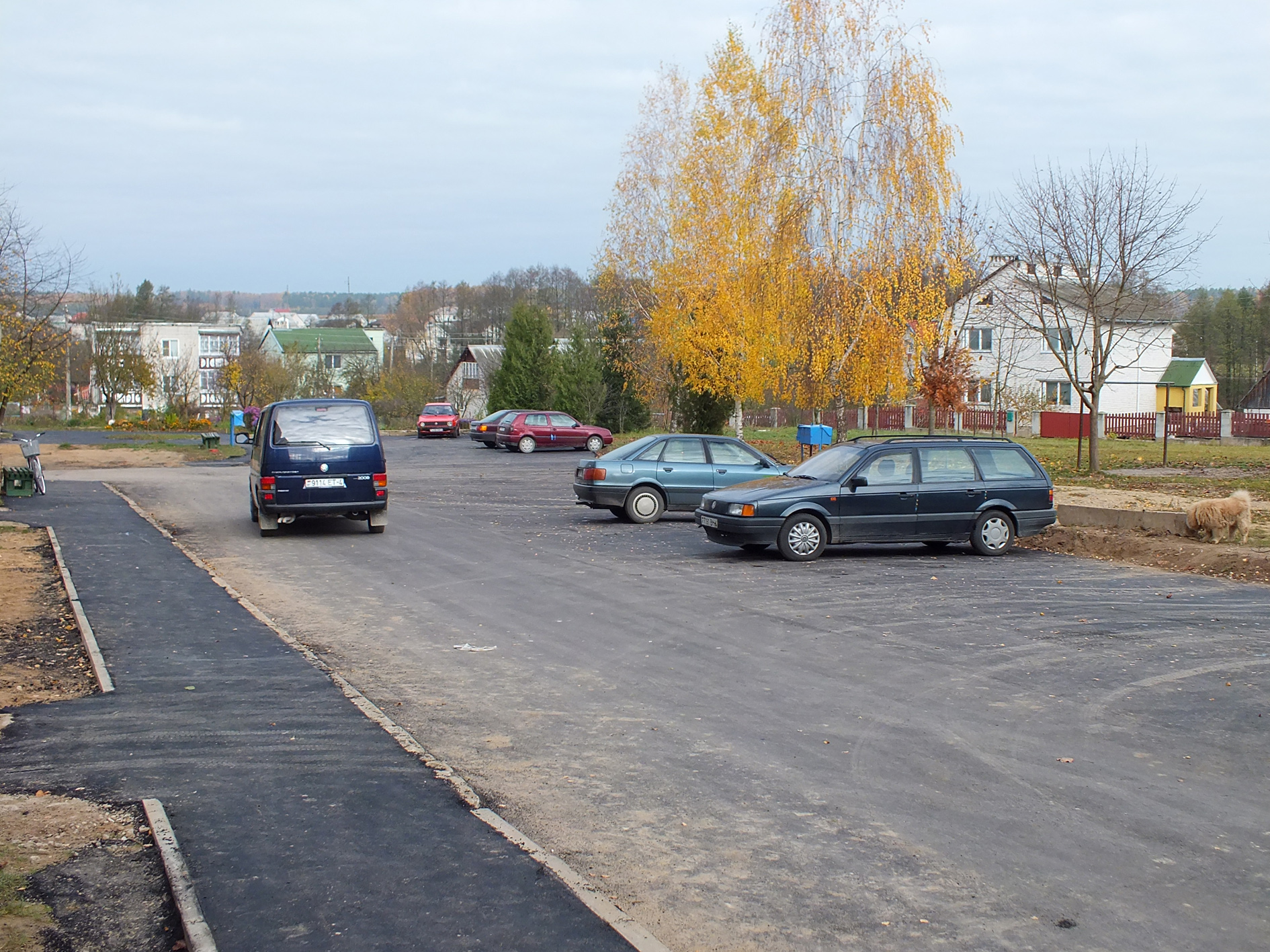 Благоустройство дворов в Берестовице продолжается