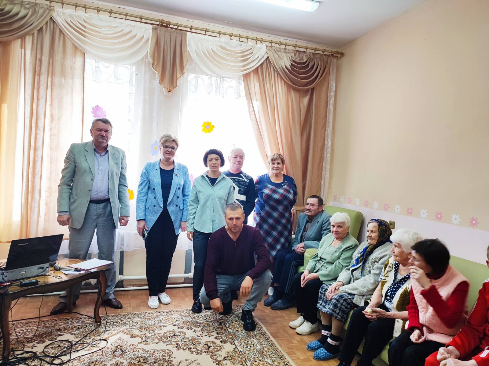 <strong>Завершилась поздравительная неделя пожилых людей «Возраст серебряной пряди»</strong>