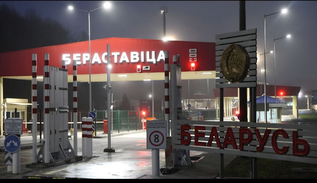 Въезда в пункт пропуска "Берестовица" ожидают более 70 автомобилей