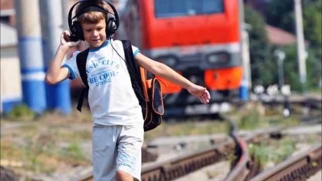 Волковысская дистанция пути предупреждает. Железная дорога – не место для игр