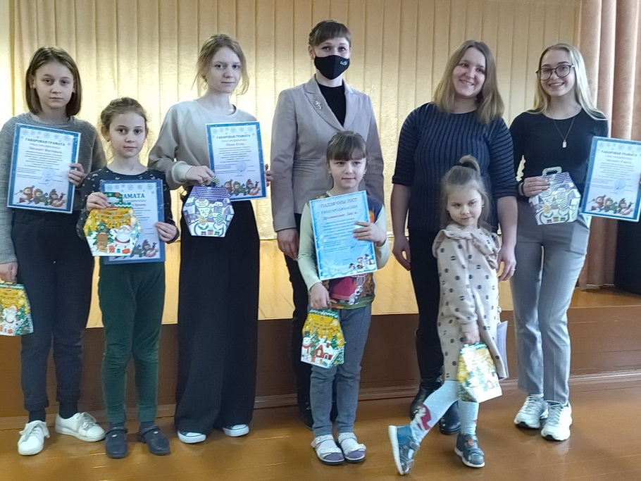 На Бераставіччыне вызначаны пераможцы раённай выстаўкі-конкурсу дэкаратыўна-прыкладной творчасці дзяцей “Самаробны цуд”