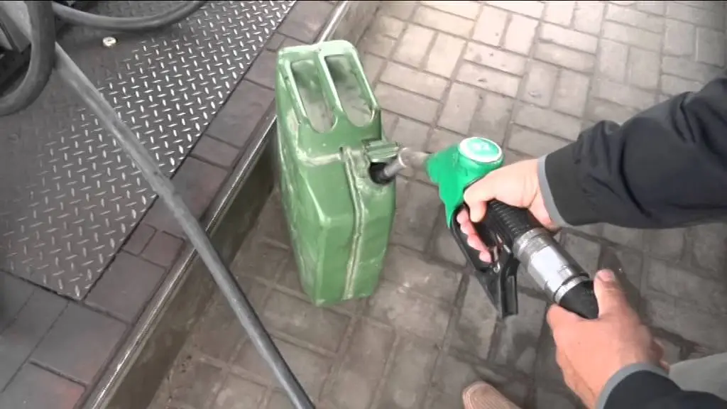 Сколько топлива можно перевозить через границу на личном автомобиле?