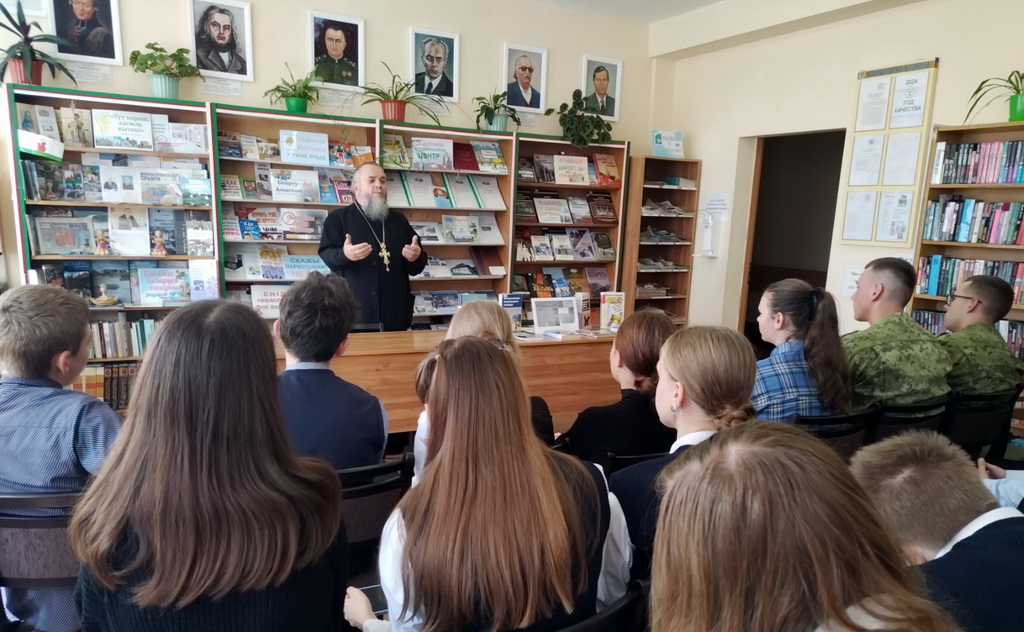 "Цані жыццё". У Малабераставіцкай бібліятэцы адбыўся дыялог з падлеткамі і моладдзю