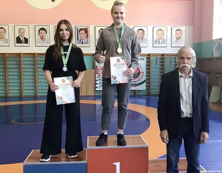 Успешный старт берестовицких борцов на Олимпийских днях молодежи Гродненской области