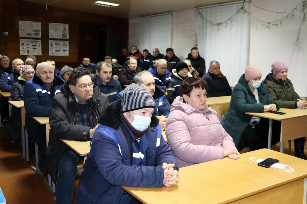 Сохранить все, что построено и создано белорусским народом. Состоялась встреча заместителя председателя Берестовицкого райисполкома Александра Курило с трудовым коллективом КСУП «Воронецкий» по обсуждению проекта Конституции