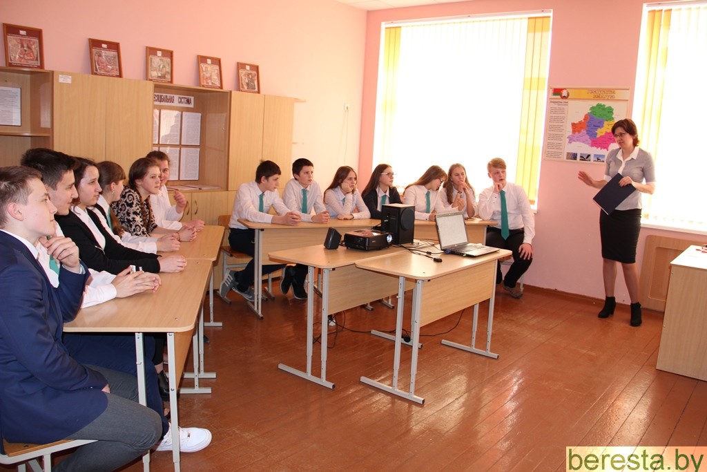 Вусны часапіс да Дня Канстытуцыі Рэспублікі Беларусь правялі ў Канюхоўскім яслях-садзе-сярэдняй школе