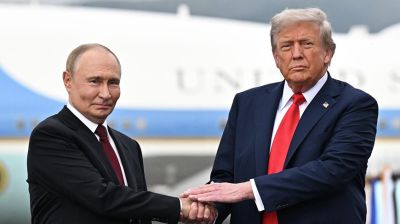 "Перешагнуть из вчера в завтра". Каковы итоги саммита Путина и Трампа на Аляске?