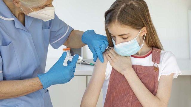 Вакцинация против COVID-19 теперь и для детей