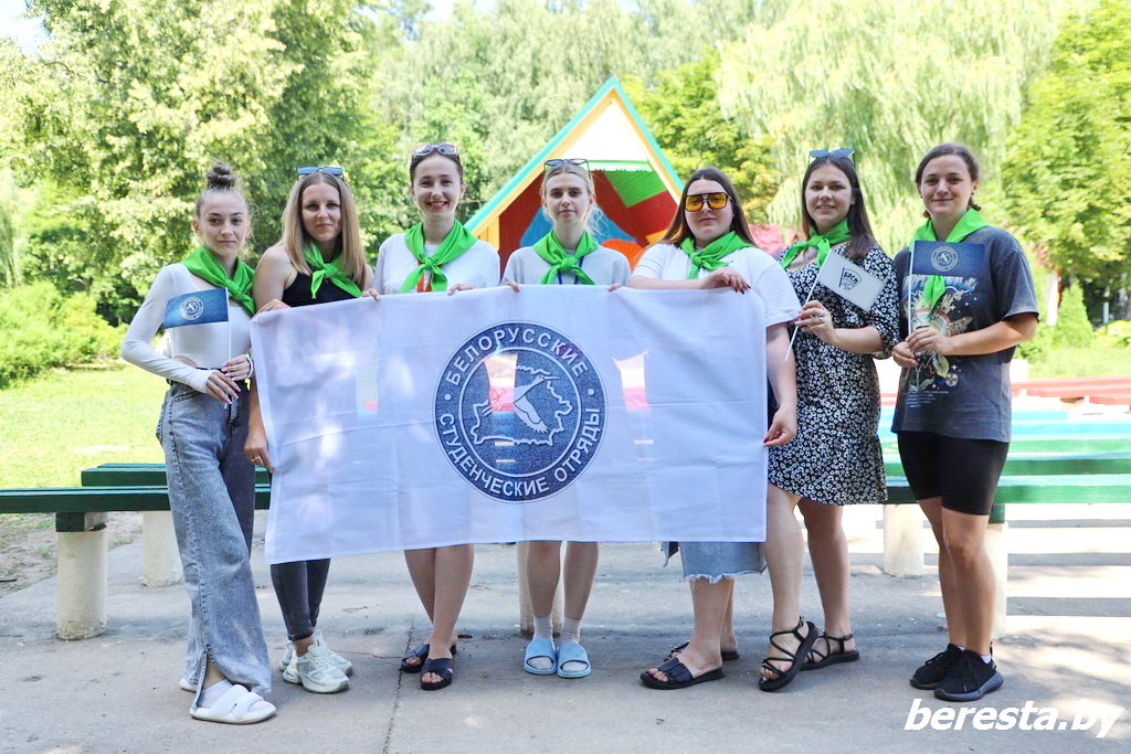 Студенческий педагогический отряд «Заря-3» действует на базе детского оздоровительного лагеря «Берестовицкий»