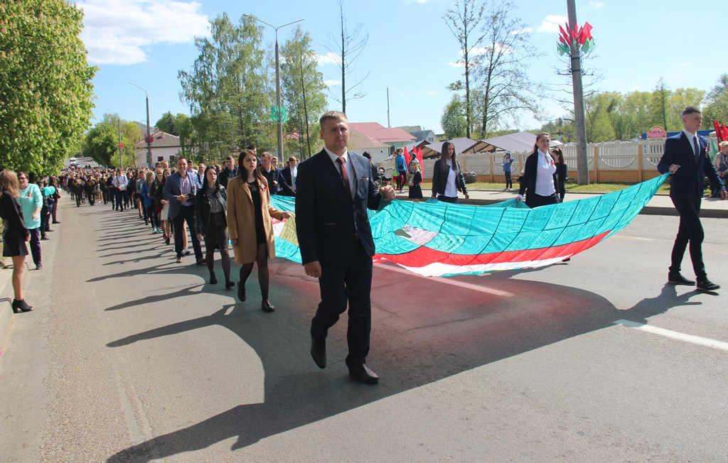 «Моя весна — моя Победа». В Берестовице торжественно отметили День Победы (+ видео)