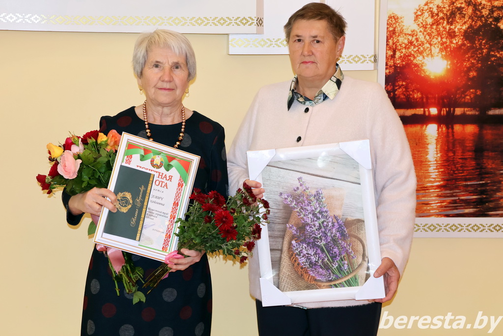 Праздник – двойной! Ветераны отдела загс Берестовицкого райисполкома принимали поздравления с Днем пожилых людей
