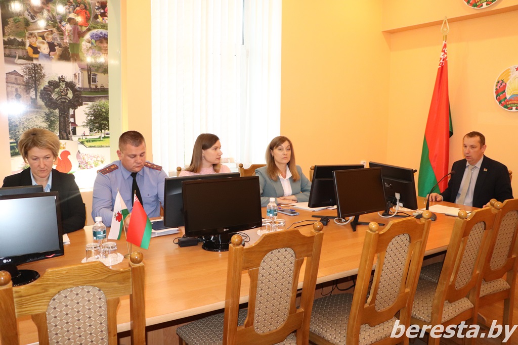 В Большой Берестовице состоялся семинар-совещание по профилактике пьянства на рабочих местах
