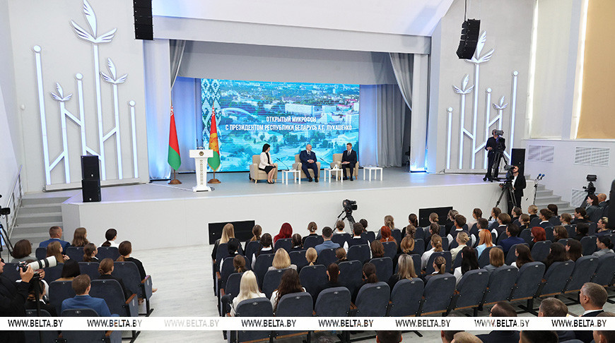 Лукашенко заявил о необходимости ускорить научно-техническую революцию в Беларуси